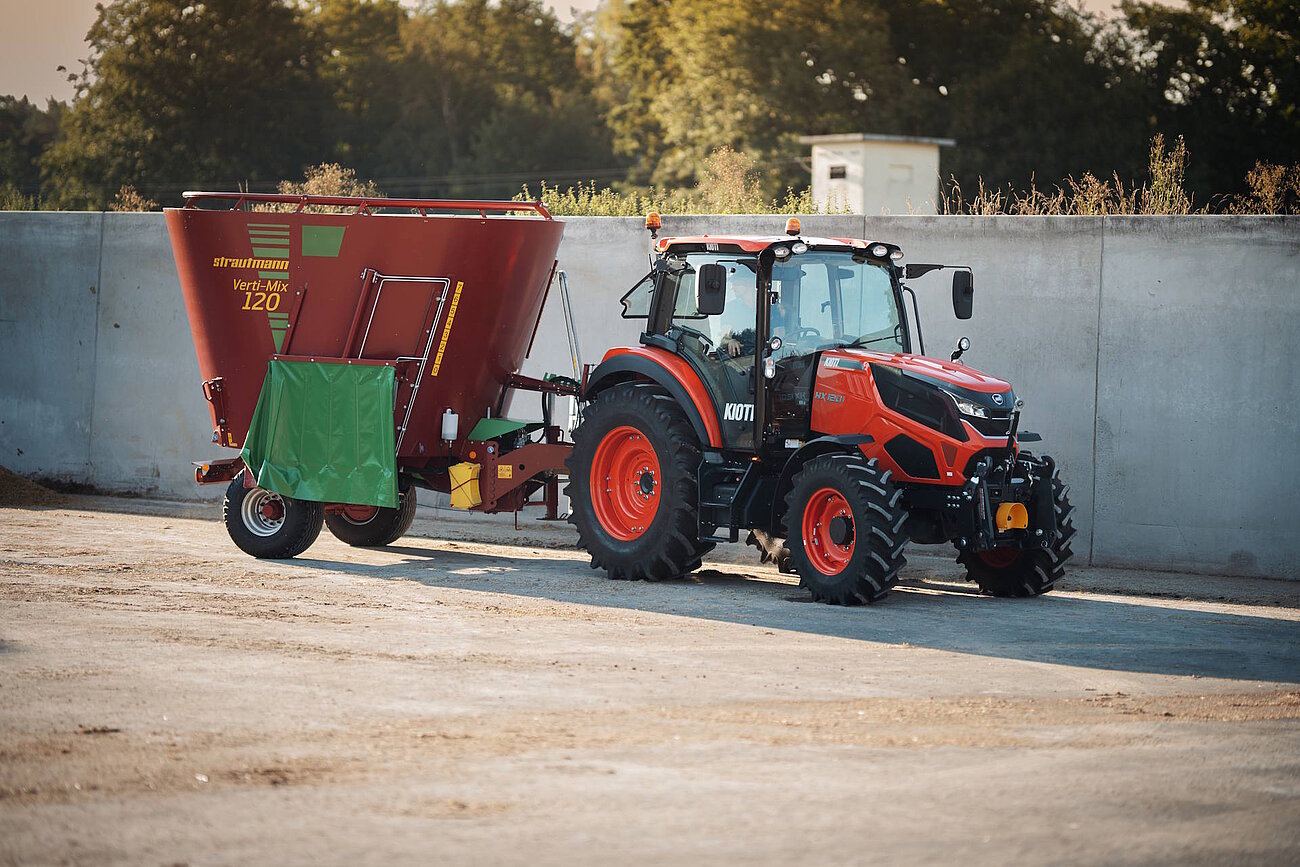 KIOTI HX1201 Futtermischwagen